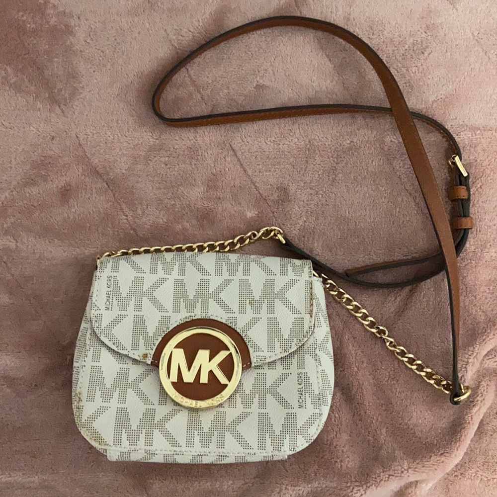 Michael Kors purse